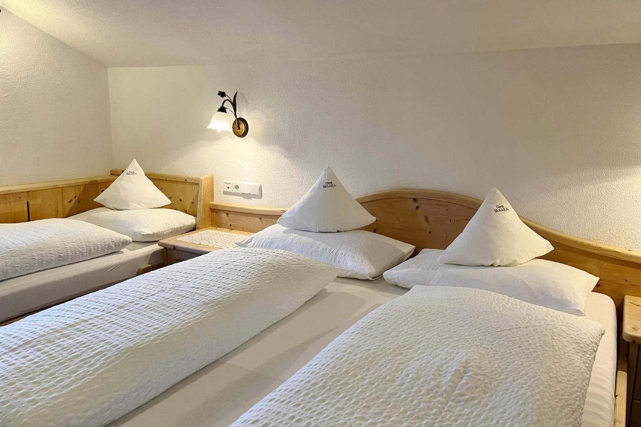 Garni Irsara Hotel Сан Касиано Екстериор снимка