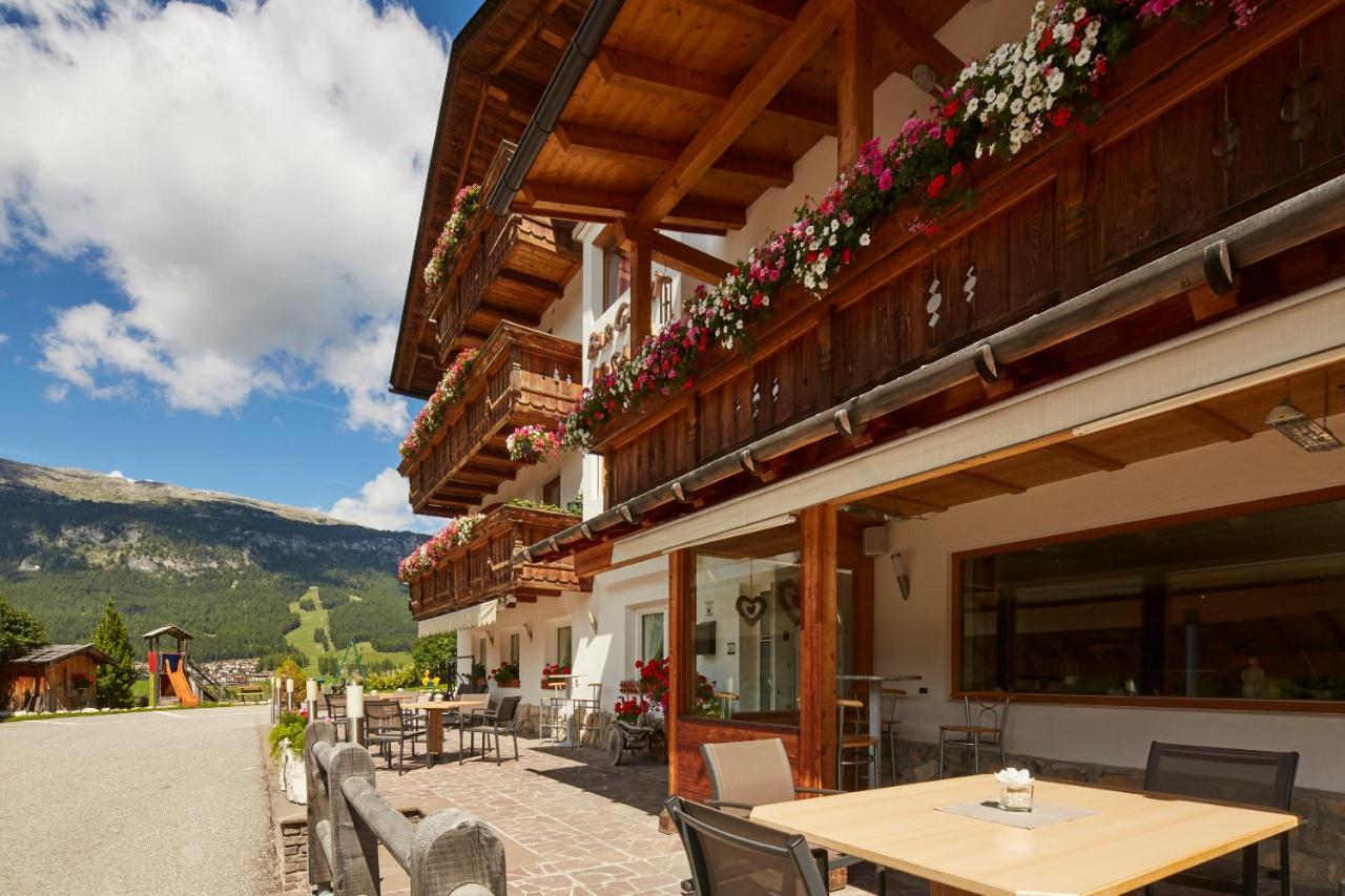 Garni Irsara Hotel Сан Касиано Екстериор снимка